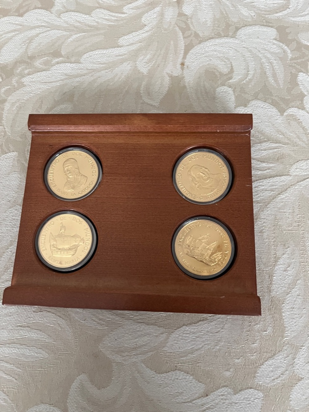 Caravel Collection Commemorative
Discovery of America Quincentennial 1992